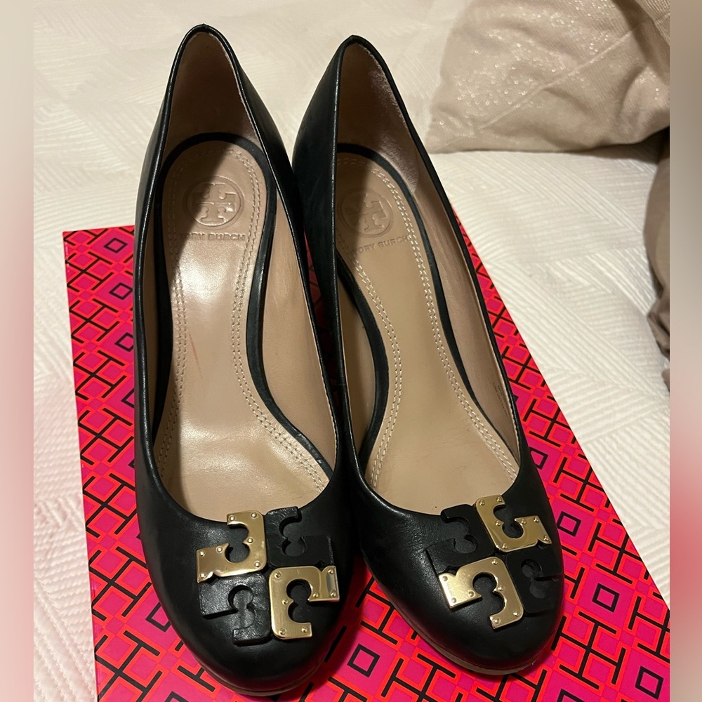 Tory Burch Black Wedges with Gold Logo 6.5